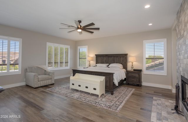 15435 S 4TH Drive, Phoenix, AZ 85045