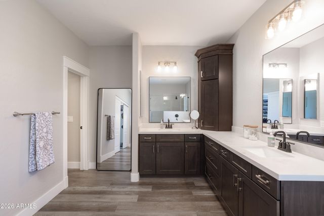 15435 S 4TH Drive, Phoenix, AZ 85045