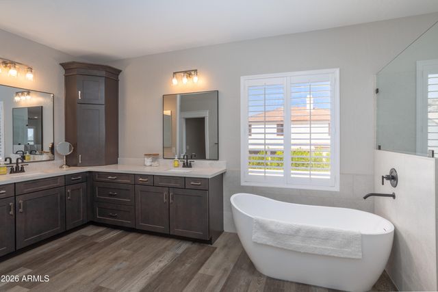 15435 S 4TH Drive, Phoenix, AZ 85045