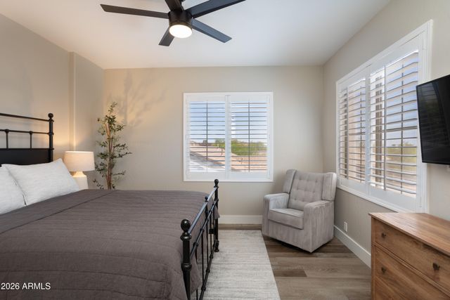 15435 S 4TH Drive, Phoenix, AZ 85045