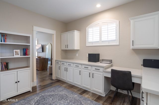 15435 S 4TH Drive, Phoenix, AZ 85045