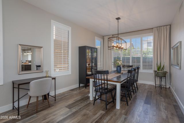15435 S 4TH Drive, Phoenix, AZ 85045