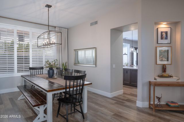 15435 S 4TH Drive, Phoenix, AZ 85045