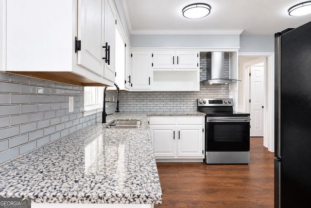 389 William Ivey Road SW, Lilburn, GA 30047