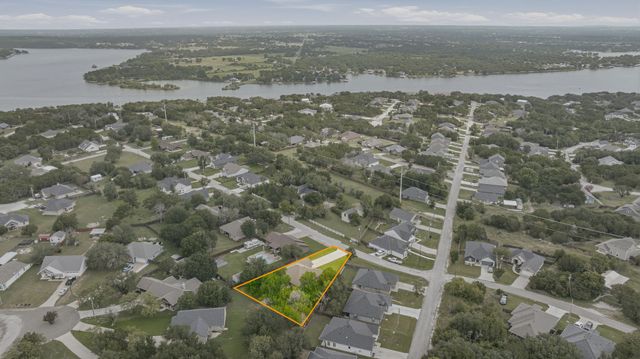 5018 San Marcos Drive, Granbury, TX 76048