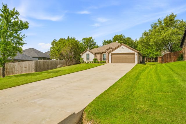 5018 San Marcos Drive, Granbury, TX 76048