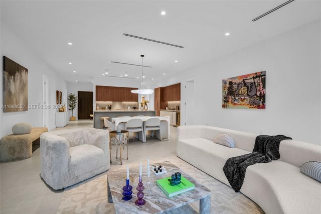 89 NE 106th St, Miami Shores, FL 33138