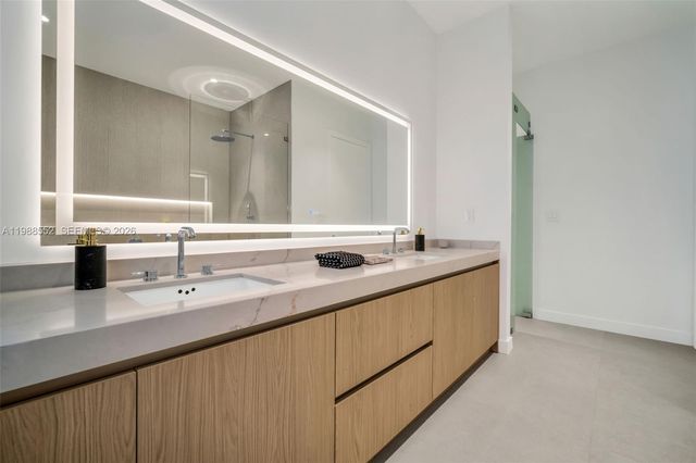 89 NE 106th St, Miami Shores, FL 33138