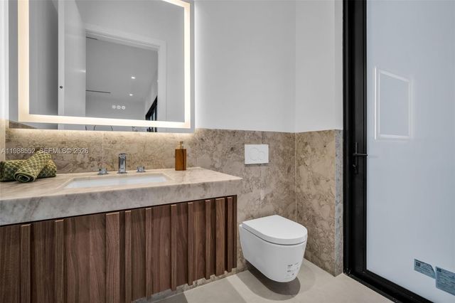 89 NE 106th St, Miami Shores, FL 33138