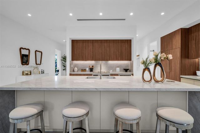 89 NE 106th St, Miami Shores, FL 33138