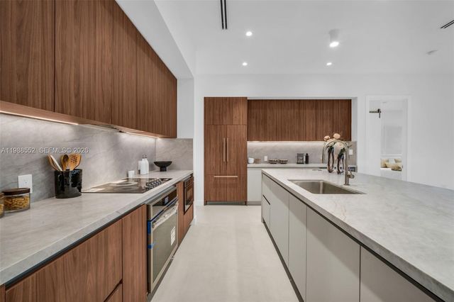 89 NE 106th St, Miami Shores, FL 33138