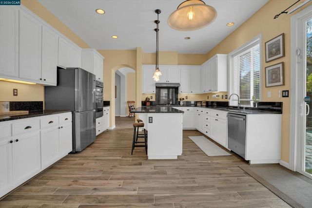3159 Castle Rock Loop, Discovery Bay, CA 94505