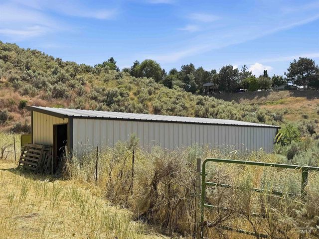 13070 N Horseshoe Bend Rd, Boise, ID 83714