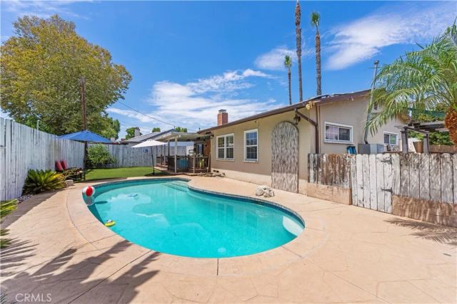 20442 Enadia, Winnetka, CA 91306