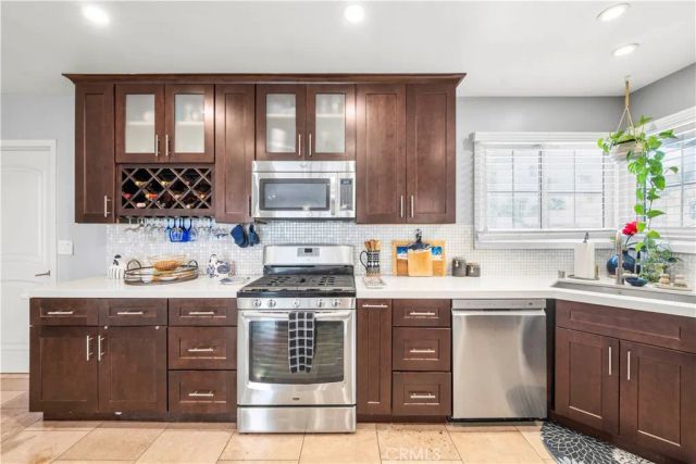 20442 Enadia, Winnetka, CA 91306