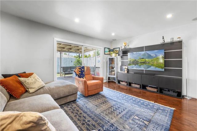 20442 Enadia, Winnetka, CA 91306