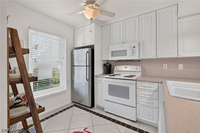 1385 MAINSAIL DR 1802, Naples, FL 34114