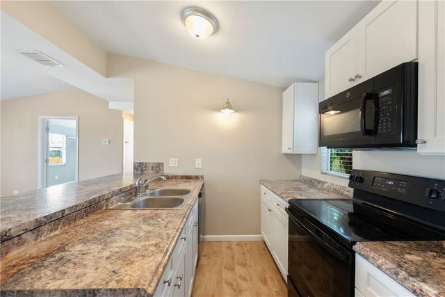 1216 Sea Secret St, Port Aransas, TX 78373