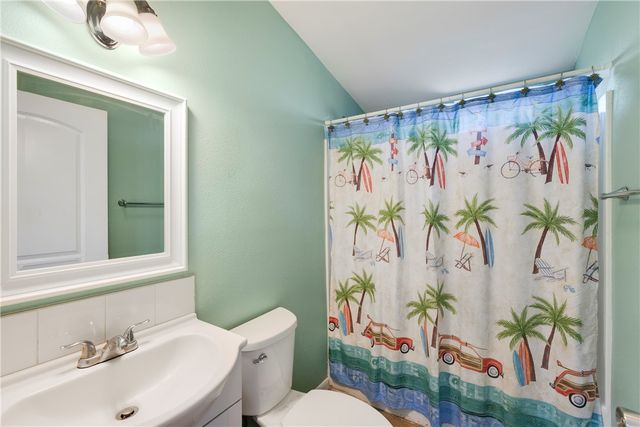 1216 Sea Secret St, Port Aransas, TX 78373