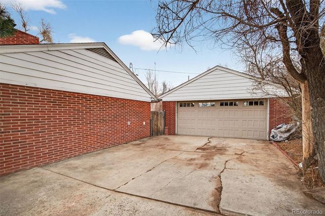 3168 S Holly Street, Denver, CO 80222