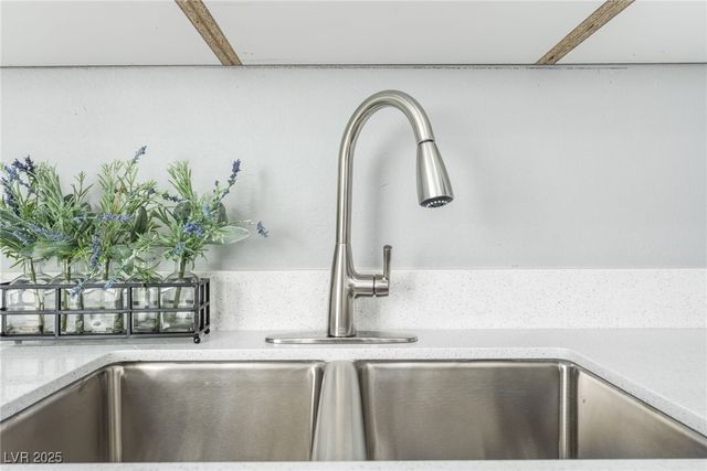 2041 Rose Street, North Las Vegas, NV 89032