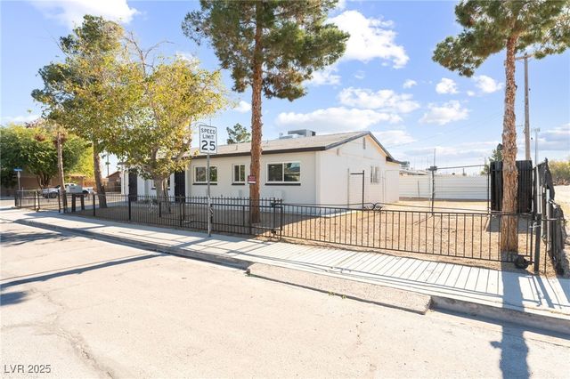2041 Rose Street, North Las Vegas, NV 89032