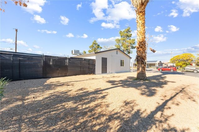 2041 Rose Street, North Las Vegas, NV 89032