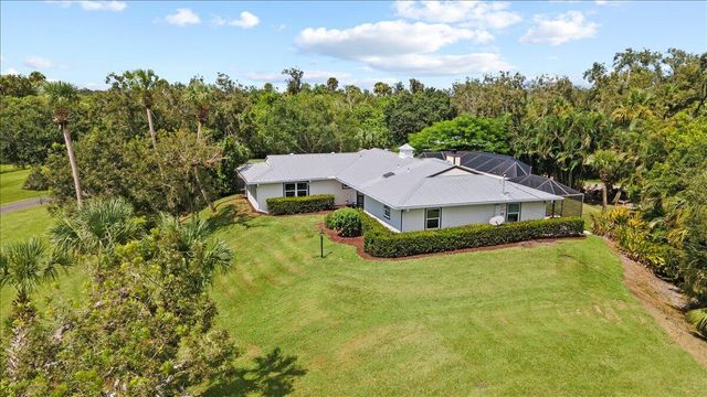 10300 Muller Road, Fort Pierce, FL 34945