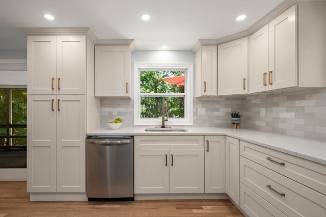 8 Elginwwood Rd., Peabody, MA 01960