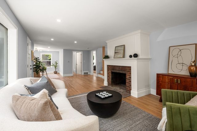 8 Elginwwood Rd., Peabody, MA 01960