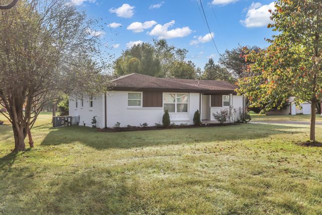 105 Jerry St, Portland, TN 37148