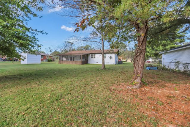 105 Jerry St, Portland, TN 37148