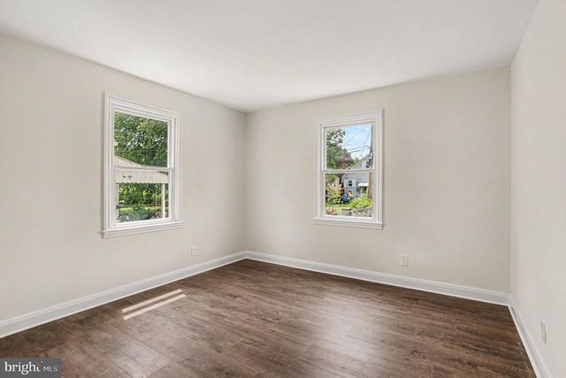 2513 CANTERBURY RD, Parkville, MD 21234