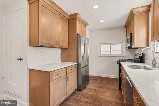 2513 CANTERBURY RD, Parkville, MD 21234