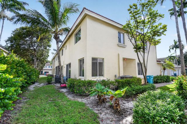 2785 S EVERGREEN Circle, Boynton Beach, FL 33426