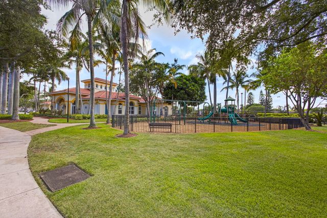 2785 S EVERGREEN Circle, Boynton Beach, FL 33426