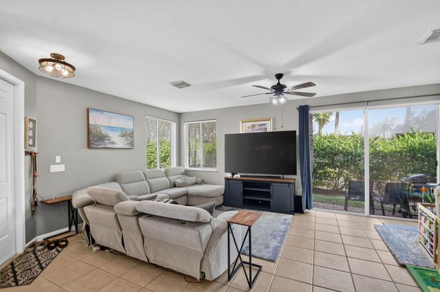 2785 S EVERGREEN Circle, Boynton Beach, FL 33426