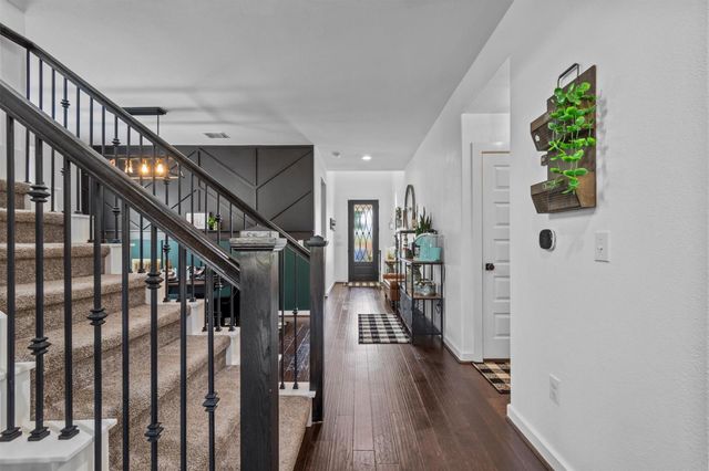 7104 Brick Slope PATH, Austin, TX 78744