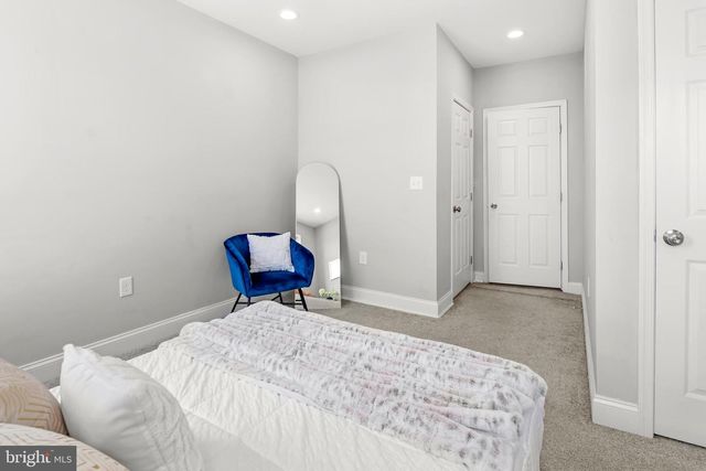 2956 GREENMOUNT AVE, Baltimore, MD 21218