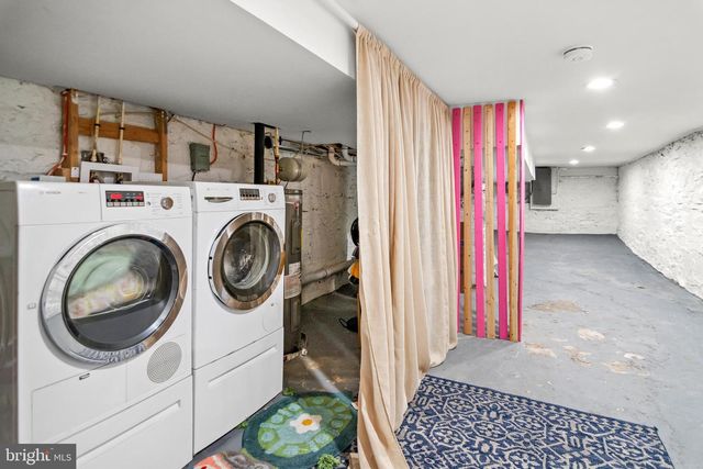 2956 GREENMOUNT AVE, Baltimore, MD 21218