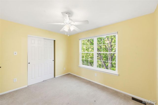16112 Ridgewoods Manor Circle, Ellisville, MO 63038