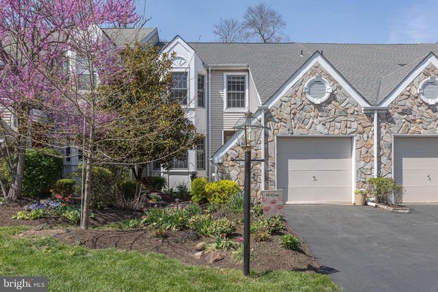 13 BOGEY CIR, Doylestown, PA 18901