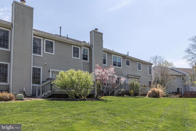 13 BOGEY CIR, Doylestown, PA 18901