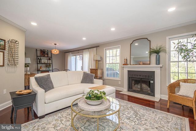 13 BOGEY CIR, Doylestown, PA 18901