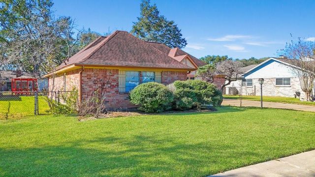1006 Bolton Drive, Missouri City, TX 77489