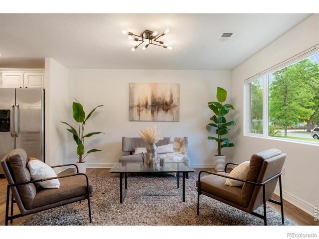 814 Baker Street, Longmont, CO 80501