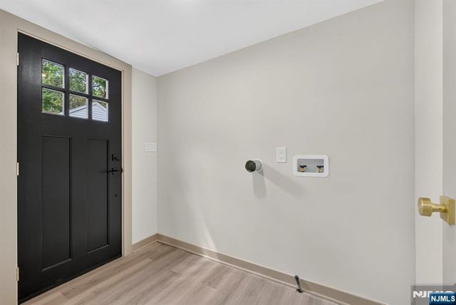 15 Elberta Road, Maplewood, NJ 07040
