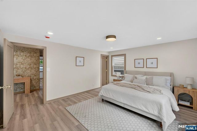 15 Elberta Road, Maplewood, NJ 07040