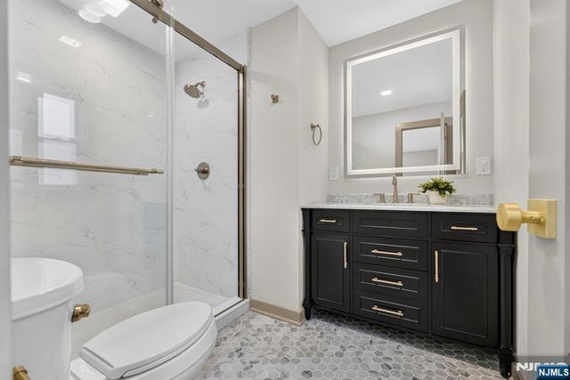 15 Elberta Road, Maplewood, NJ 07040