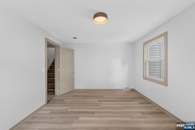 15 Elberta Road, Maplewood, NJ 07040